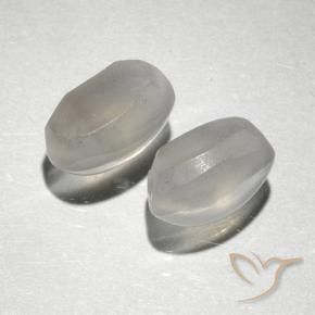 Gemme di Sillimanite Occhio di Gatto Bianco caldo naturale da 2.18 ct, Ovale, Traslucido