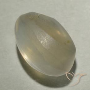 Sillimanite Occhio di Gatto Giallo chiaro naturale da 1.47 ct, Ovale, Trasparente