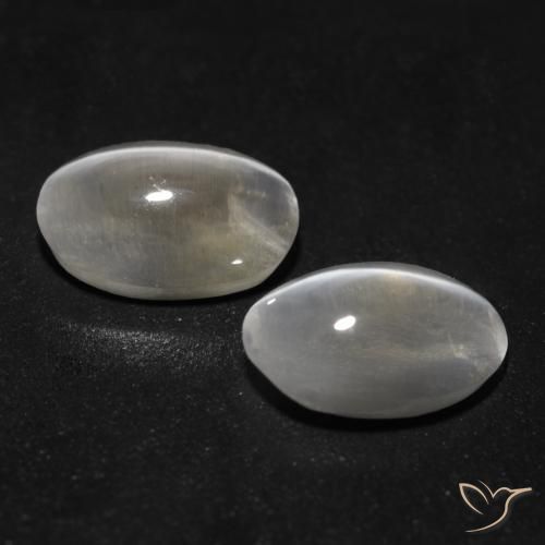 Gemme di Sillimanite Occhio di Gatto Grigio molto chiaro naturale da 1.94 ct, Ovale, Trasparente