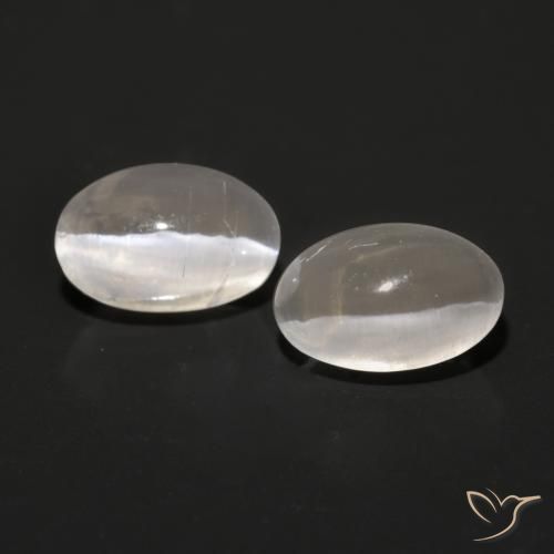 1.58ctw Naturale Grigio molto chiaro Sillimanite effetto occhio di gatto, Ovale, Traslucido