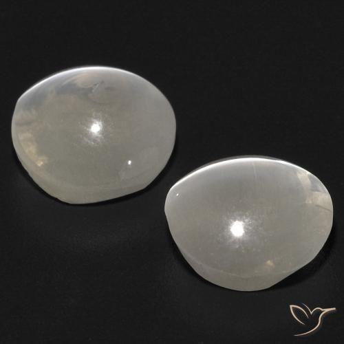 Gemme di Sillimanite Occhio di Gatto Bianco caldo naturale da 2.68 ct, Ovale, Trasparente