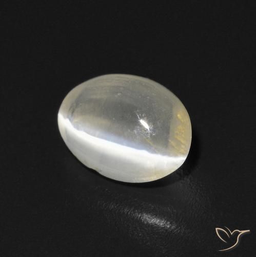 Sillimanite effetto occhio di gatto Bianco caldo naturale da 0.76 ct, Ovale, Trasparente