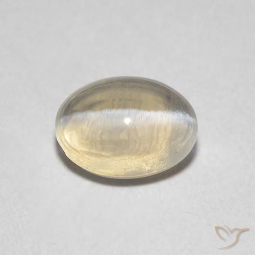 0.86ct Naturale Marrone Molto Chiaro Sillimanite effetto occhio di gatto, Ovale, Trasparente