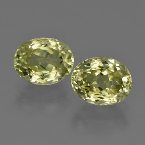 Gemme di Sillimanite Giallo medio naturale da 4.94 ct, Taglio ovale, VS