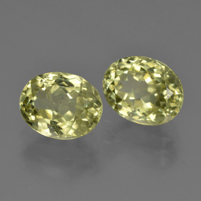 Gemme di Sillimanite Giallo medio naturale da 4.94 ct, Taglio ovale, VS
