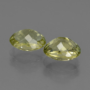 Gemme di Sillimanite Giallo medio naturale da 4.94 ct, Taglio ovale, VS