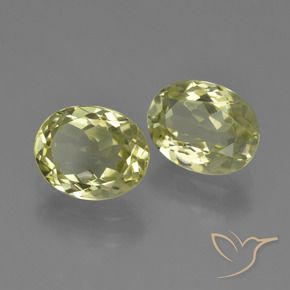 Gemme di Sillimanite Giallo medio naturale da 3.81 ct, Ovale, VVS-VS