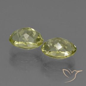 Gemme di Sillimanite Giallo verde naturale da 4.57 ct, Ovale, VVS