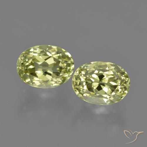 3.65ctw Naturale Giallo verde Sillimanite, Ovale, VVS-VS