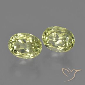 Gemme di Sillimanite Giallo verde naturale da 3.65 ct, Ovale, VVS-VS