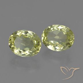 Gemme di Sillimanite Giallo medio naturale da 3.97 ct, Ovale, VVS-VS