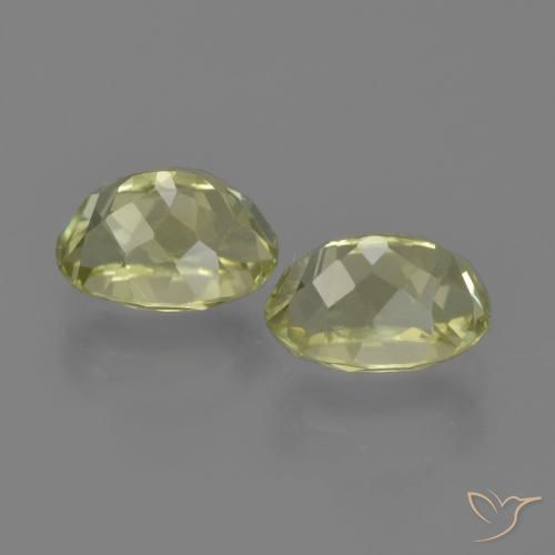 Gemme di Sillimanite Giallo verdastro naturale da 3.27 ct, Ovale, VVS-VS