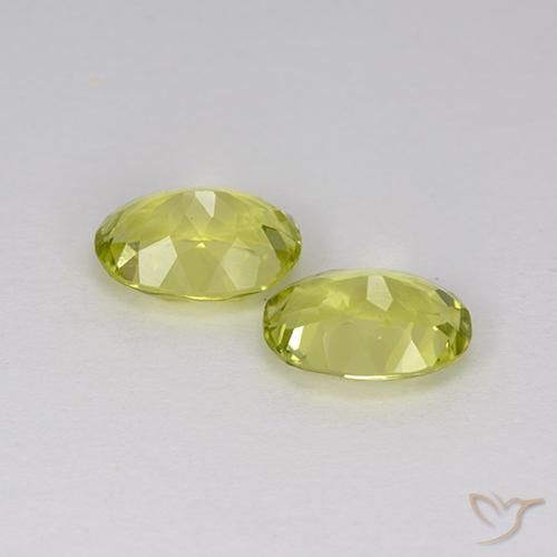 Gemme di Sillimanite Giallo medio naturale da 2.82 ct, Ovale, VVS-VS