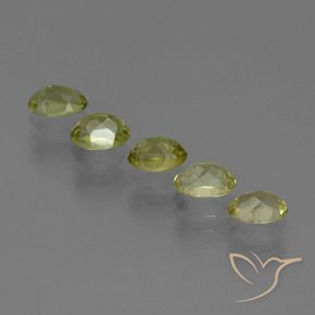 Gemme di Sillimanite Giallo verdastro naturale da 2.63 ct, Ovale, VVS-VS