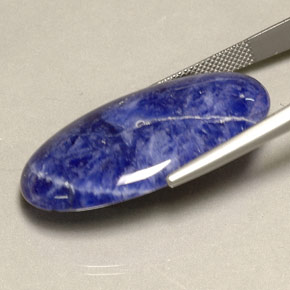 Sodalite Viola Blu naturale da 24.08 ct, Taglio ovale, Opaco
