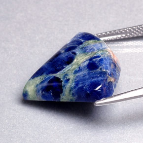 Sodalite naturale blu da 10,30 ct, forma fantasia, opaco
