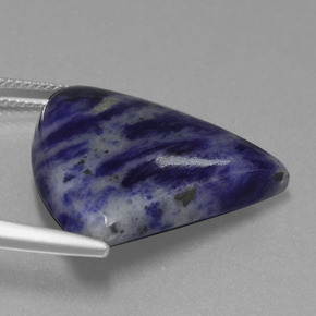 Sodalite Viola Blu naturale da 22.74 ct, Forma fantasia, Opaco