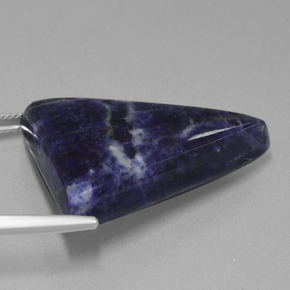Sodalite naturale blu da 36,42 ct, trillion, opaco