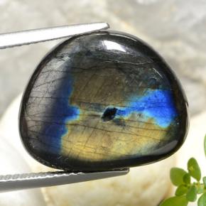 Spettrolite naturale multicolore da 9,04 ct, forma fantasia, opaco