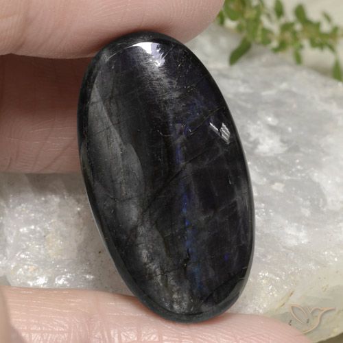 21.87ct Naturale Multicolore Spettrolite, Ovale, Opaco