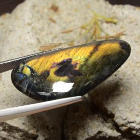 Spettrolite naturale multicolore da 27,88 ct, forma fantasia, opaco