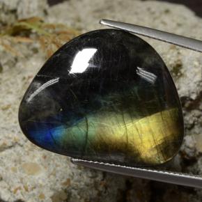 Spettrolite naturale multicolore da 19,11 ct, forma fantasia, opaco