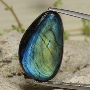 Spettrolite naturale multicolore da 11,39 ct, forma fantasia, opaco