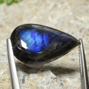 Spettrolite Multicolore naturale da 8.15 ct, Forma a pera, Opaco