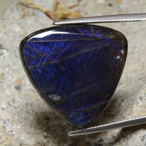 Spettrolite naturale multicolore da 23,11 ct, trillion, opaco