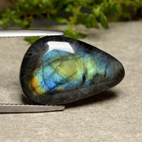 Spettrolite naturale multicolore da 8,20 ct, forma fantasia, opaco