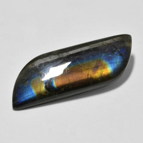 Spettrolite naturale multicolore da 8,86 ct, forma fantasia, opaco