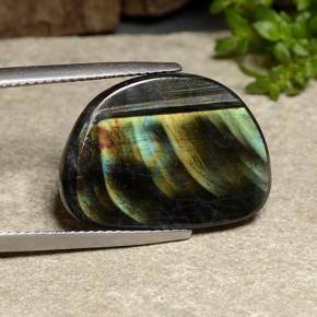 Spettrolite naturale multicolore da 8,74 ct, forma fantasia, opaco