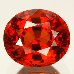 Granato spessartite Arancione rossastra naturale da 2.50 ct, Taglio ovale, VVS-VS