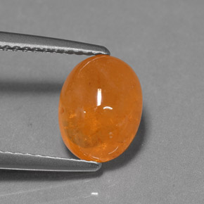 Granato spessartite naturale arancione da 3,94 ct, taglio ovale, traslucido