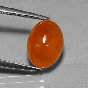 Granato spessartite naturale arancione da 4,74 ct, taglio ovale, traslucido