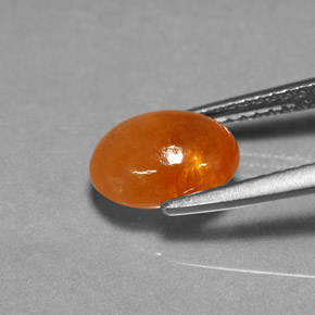Granato spessartite naturale arancione da 3,15 ct, taglio ovale, traslucido