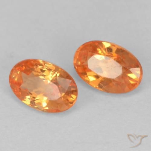 Gemme di Granato spessartite Arancione brillante naturale da 0.69 ct, Ovale, VS-SI