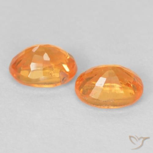 Gemme di Granato spessartite Arancione brillante naturale da 0.54 ct, Ovale, VS-SI