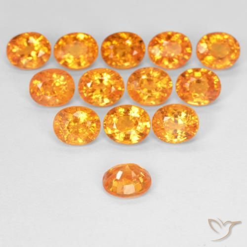 Granato spessartite Arancio Intenso naturale da 0.63 ct, Ovale, VS