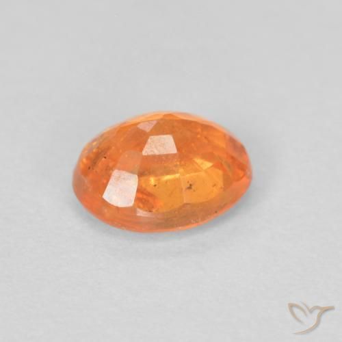 Granato spessartite Arancio Medio naturale da 0.54 ct, Ovale, VS-SI