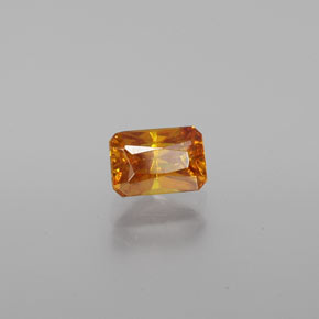 Sfalerite Giallo oro naturale da 0.68 ct, Taglio smeraldo, VS