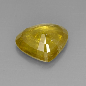 Sfene Oro verdastro naturale da 9.08 ct, Forma a pera, I1