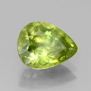 Sfene Verde giallastro naturale da 2.64 ct, Forma a pera, SI