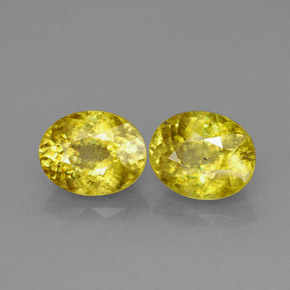 Sfene naturale giallo da  ct, taglio ovale, VS