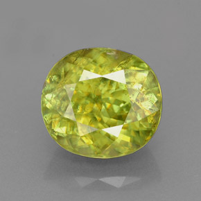Sfene Verde giallastro naturale da 3.15 ct, Taglio ovale, VS