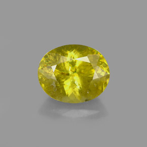 Sfene naturale verde da 1,74 ct, taglio ovale, VS-SI