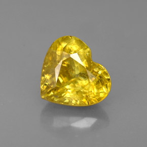 Sfene naturale giallo da 1,62 ct, a forma di cuore, VS-SI