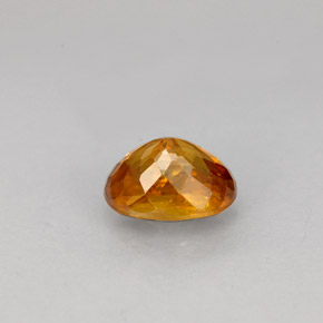 Sfene naturale arancione da 0,99 ct, taglio ovale, VS