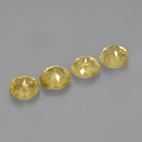 Sfene naturale oro da  ct, taglio rotondo, VS