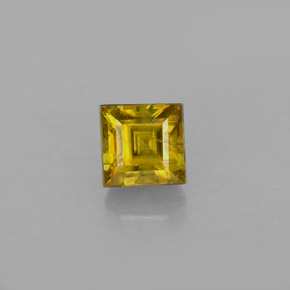 Sfene naturale giallo da 0,83 ct, quadrato, VS